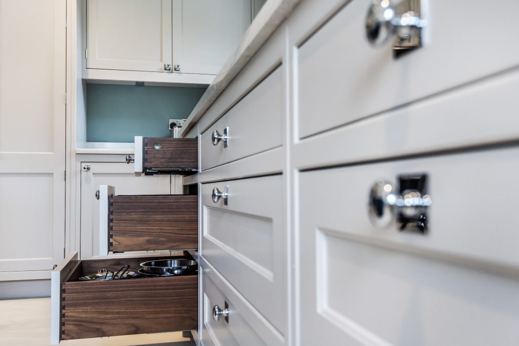 Shaker kitchen drawers